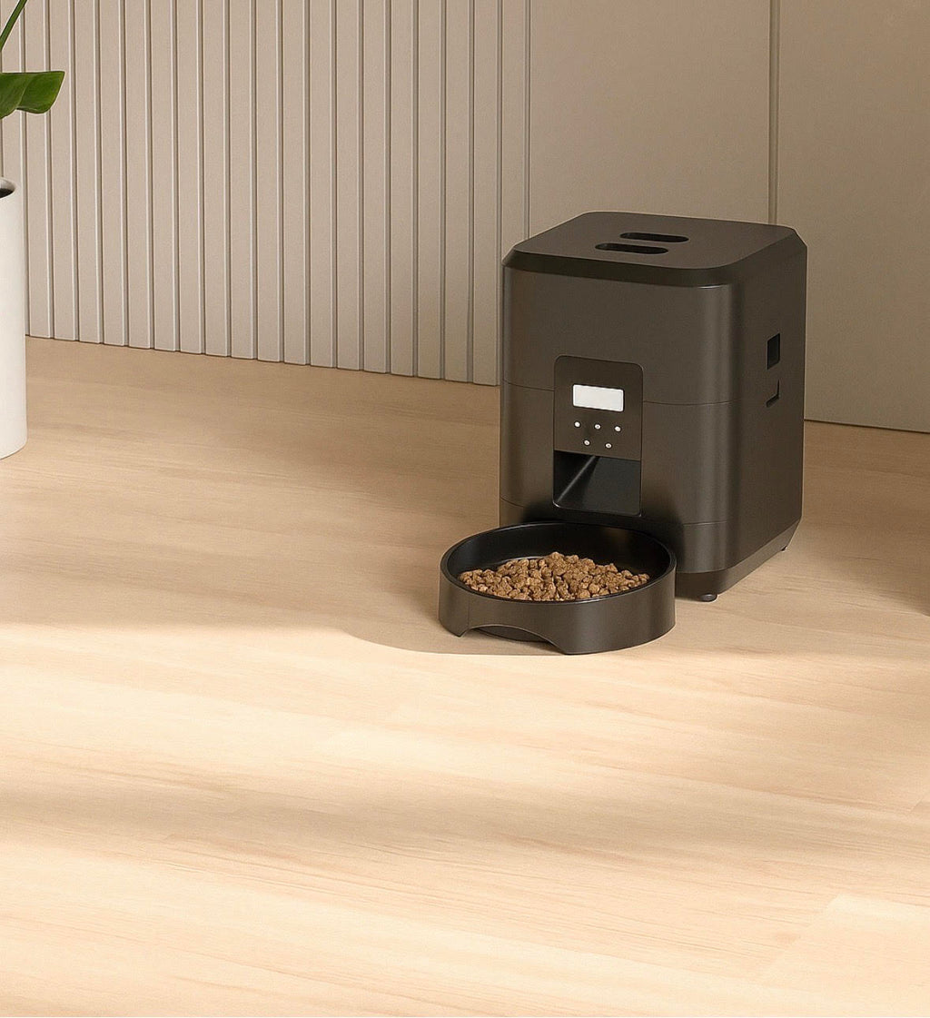 Distributeur automatique de croquettes
